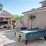 Apartamento Paradise Standard 3 *