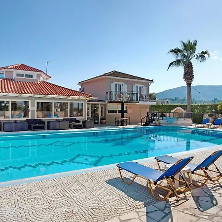 Paradise Zante Standard 3 Apartman