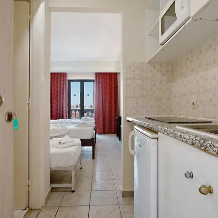 Paradise Zante Standard 3 Apartment