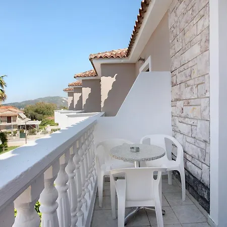 Paradise Standard 3 Apartman *