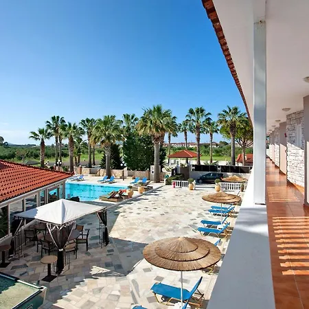 아파트 Paradise Standard 3 자킨토스 타운